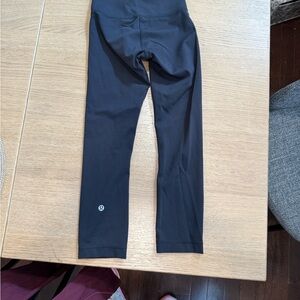 Lululemon athletica Black High-Waisted Leggings cropped Size 0